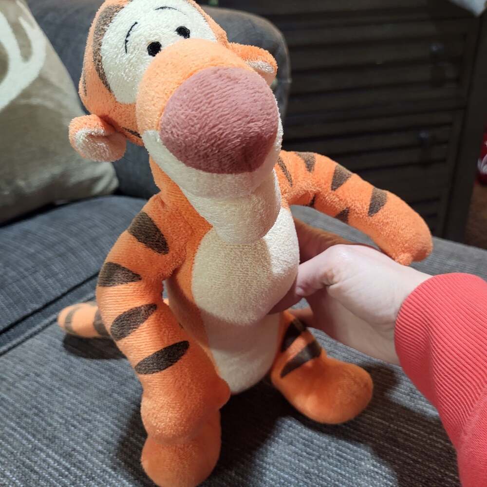 Disney Store Original Winnie the Pooh Tigger Plush Stuffed Animal 12"
